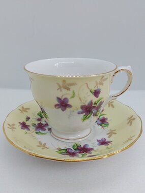 Vintage Queen Anne Tea Cup & Saucer Bone China